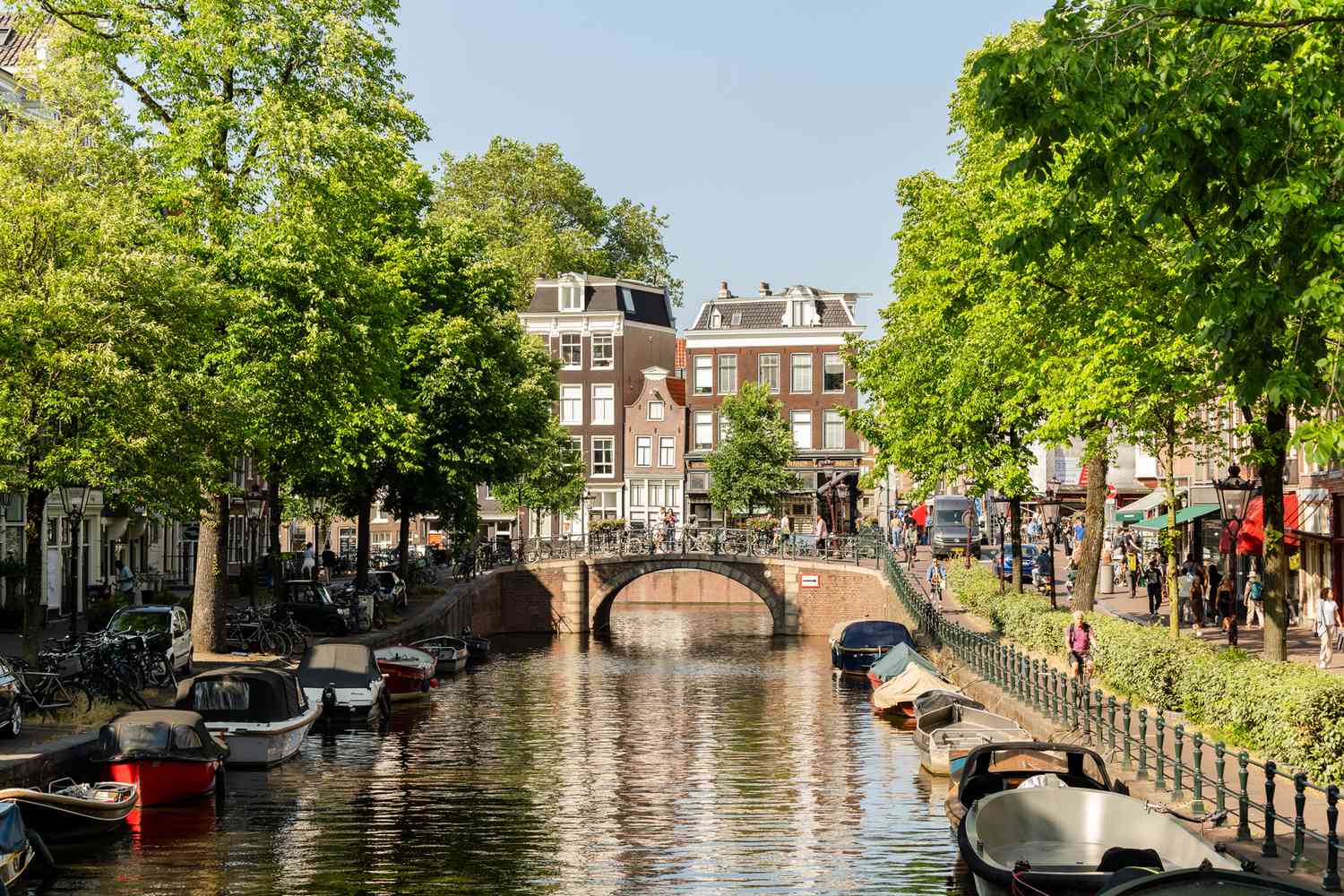 Exploring the Enchanting Canals of Amsterdam, Netherlands